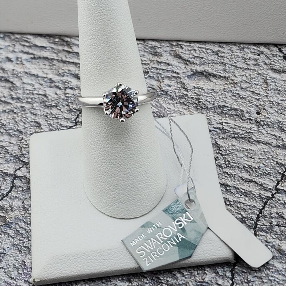 .925 Sterling Silver 9mm Round Cubic Zirconia Engagement Ring Size 8